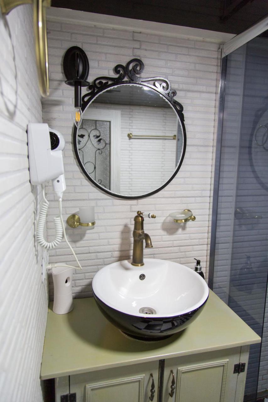 Apartament On Aghmashenebeli 26 Tbilisi Luaran gambar